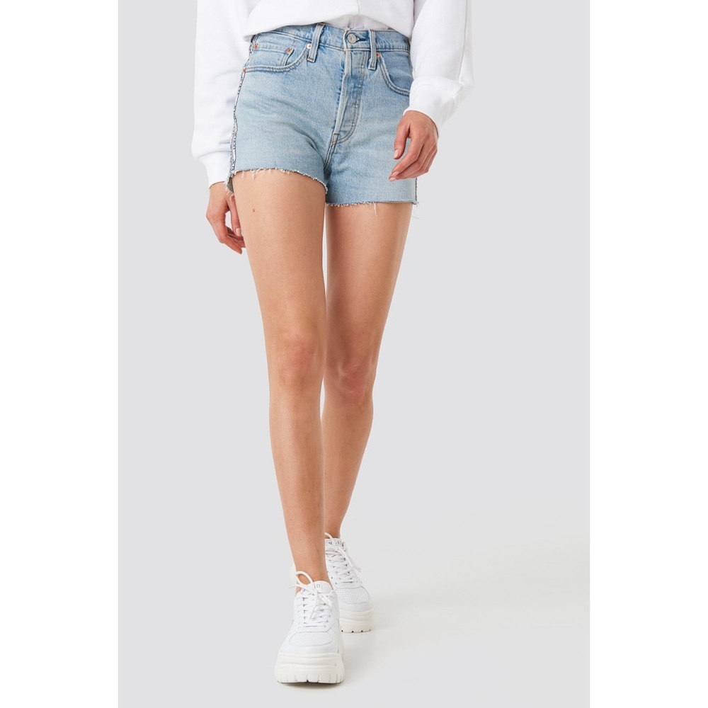 Levi’s 501 High Rise Shorts 28